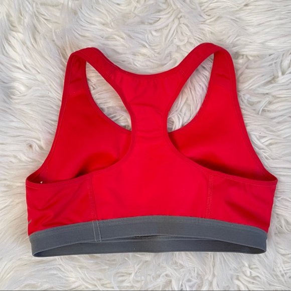 Nike Pro Fierce Sports Bra Red Sz Small - Picture 2 of 3